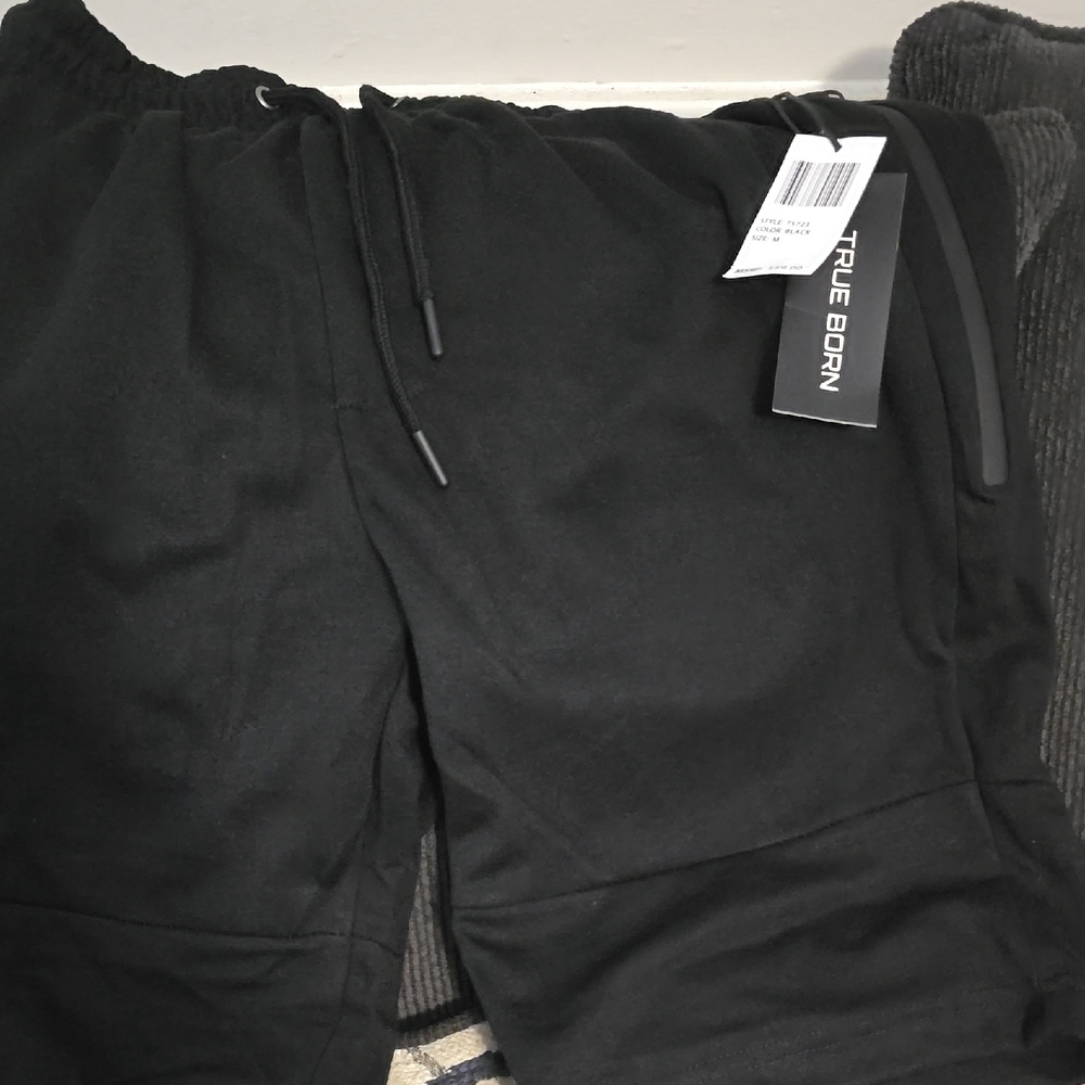 NWT True Born Men's Black Athletic Shorts With Pockets